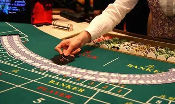 Lucky Club စလော့ဂိမ်း Mobile APP မှ Deposit ပြုလုပ်ကာ Slots Bonus ရယူနေသောမြင်ကွင်း